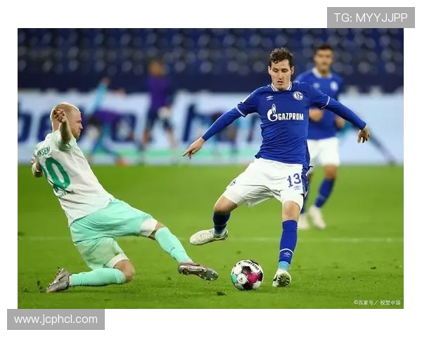 桑托斯对阵阿根廷独立队比赛因暴力冲突中断 球员与观众激烈对峙