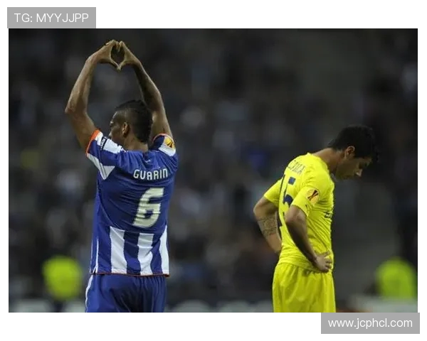 波尔图主席博阿斯批评葡体球员假摔与裁判不公行为引发热议