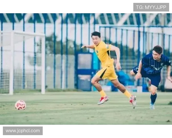 陕西联合在热身赛中以1比2惜败深圳新鹏城展现出顽强拼搏精神